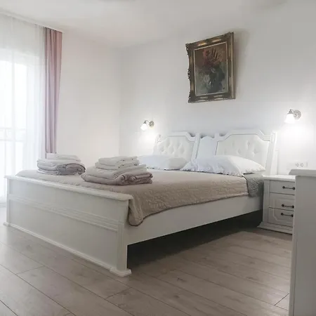 Apartment Markovic *